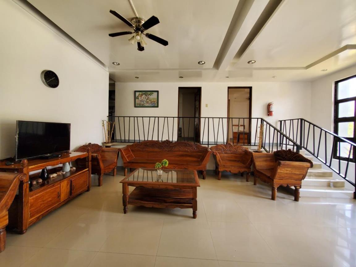 Ricardo Valley Inn Coron Exterior foto